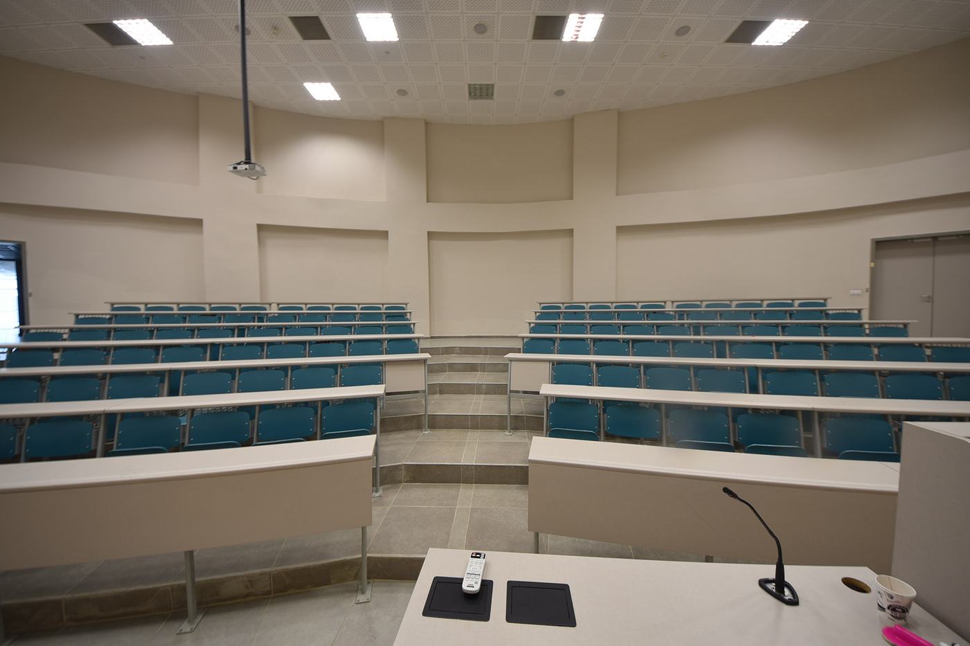 Lecture hall, seating